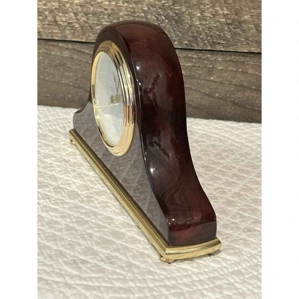 Vintage Cherry Wood Grain Danbury Mantel Clock with Gold Tone Accents